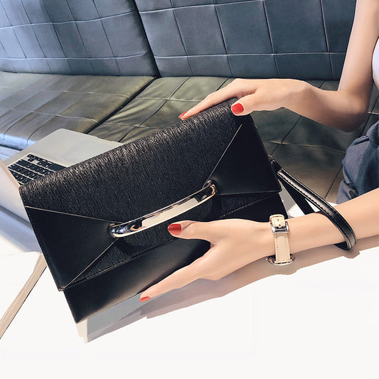 Bolso de Noche en Cuero PU para Mujer - Clutch Elegante de Diseño Moderno - Image 2