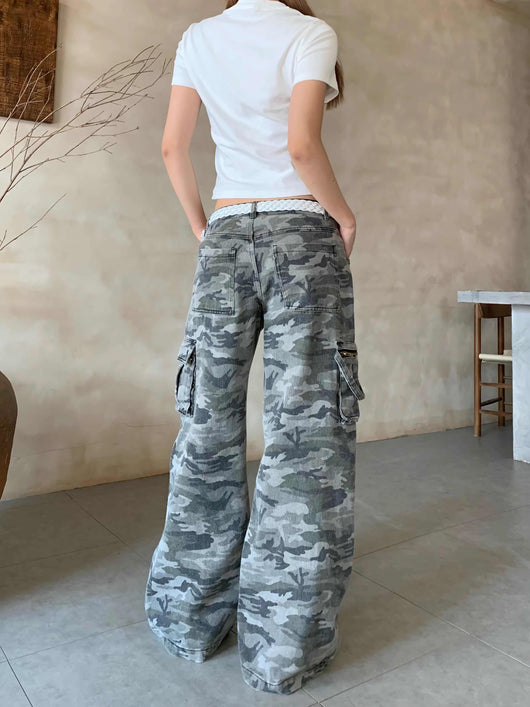 Overol Denim Camuflado con Bolsillos 3D y Cierre - Image 6