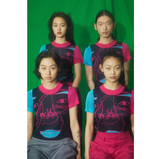 Playera Corta de Seda Helada Negra con Diseño de Avatar - Image 2
