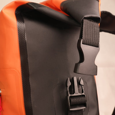 Mochila Impermeable para Aventuras Acuáticas - Image 14