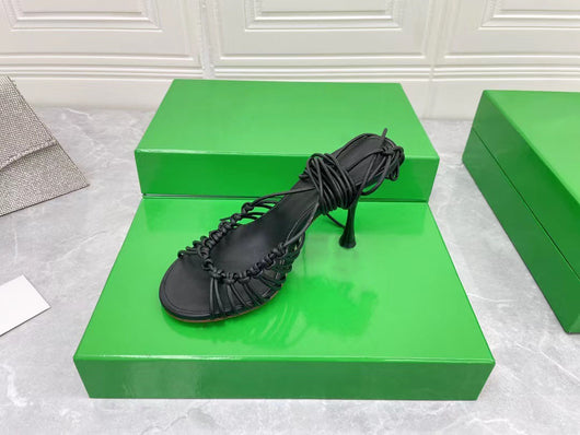 Sandalias de Tacón Alto Stiletto con Correa y Piel de Oveja - Image 4
