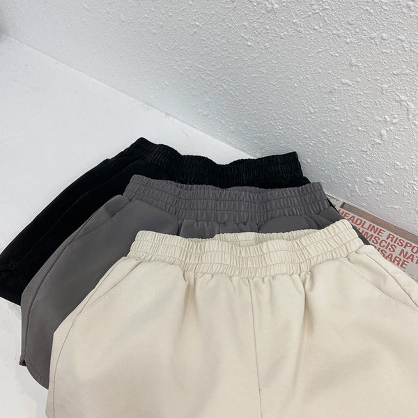 Shorts de Cuero Talle Alto y Ajustado - Image 23