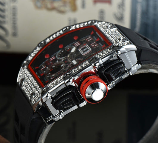 Reloj de Lujo para Hombre con Diseño Calavera y Cristales Brillantes - Image 17