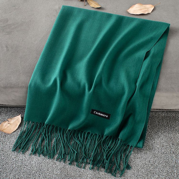 Pashmina Elegante de Color Liso con Borlas