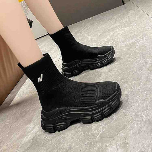 Botas Deportivas de Suela Gruesa con Altura Aumentada y Tecnología Flyknit - Image 15