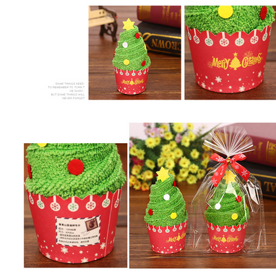 Set de Toallas Navideñas Premium en Caja de Regalo - Image 2