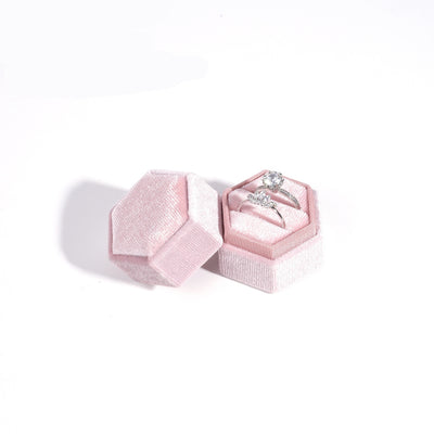 Caja de Terciopelo Hexagonal para Joyas Premium - Image 5