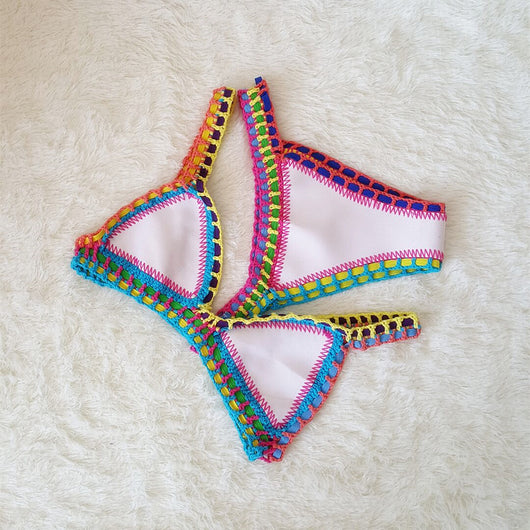 Bikini Tejido a Mano Multicolor - Traje de Baño Crochet Elástico para Mujer - Image 12