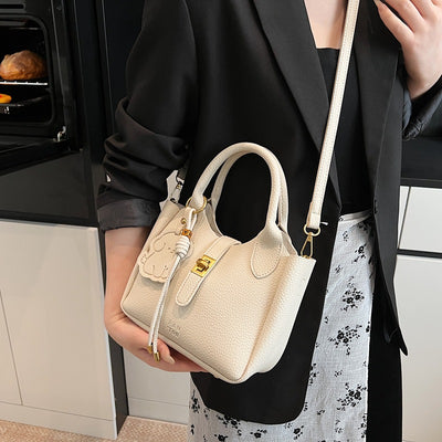 Bolsa Mensajera de Moda Estilo Bucket - Portátil y Versátil - Image 26