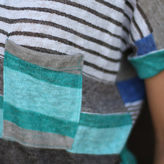 Camiseta estampada con bolsillo y corte irregular - Colección de moda de verano - Image 5