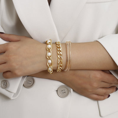 Pulsera de Perlas Incrustadas con Cadena Elegante - Image 4