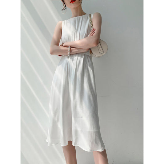 Vestido de Satén Dorado Estilo Francés Elegancia Femenina
