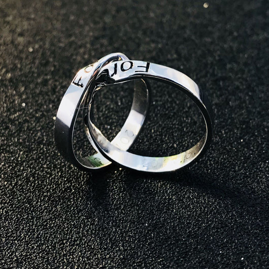 Anillo de Graduación Personalizado con Grabado - Recuerdo Escolar - Image 9