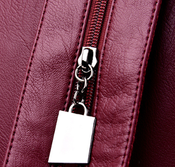 Mochila Impermeable para Mujer - Resistente y Versátil - Image 16