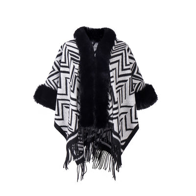 Chal Elegante con Cuello de Piel Jacquard Negro y Gris - Image 4