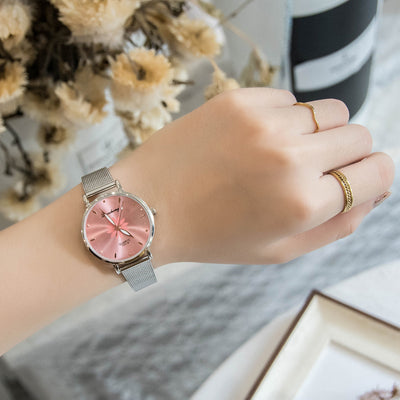Reloj de Cuarzo con Diseño Estampado - Image 9