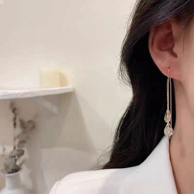 Aretes Colgantes de Circonita con Diseño de Gotas de Agua - Image 4