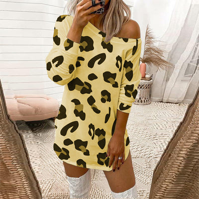 Vestido Estampado de Leopardo con Hombro Descubierto y Mangas Largas - Image 4