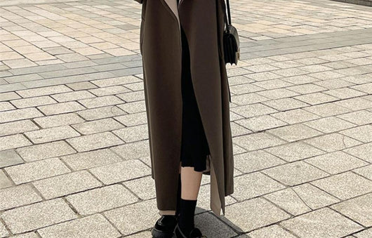 Abrigo Elegante Estilo Hepburn con Presencia Sofisticada - Image 8