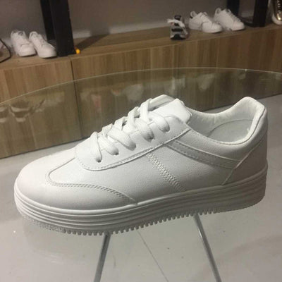 Zapatillas Deportivas Blancas de Cuero con Cordones - Image 14