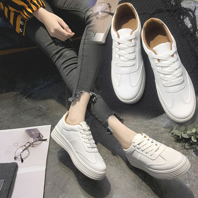 Zapatillas Deportivas Blancas de Cuero con Cordones - Image 2
