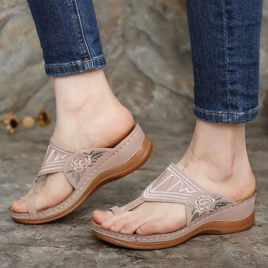 Sandalias Bordadas Cómodas para Verano - Chanclas Elegantes para Mujer - Image 4