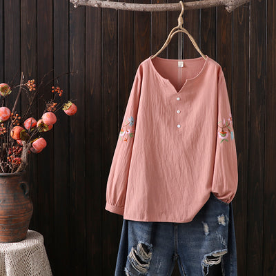 Camisa V-neck con Bordado y Botones en Manga - Image 15