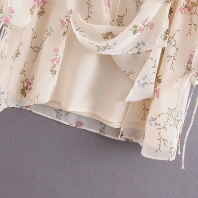 Vestido con Volantes y Cintura Definida - Image 3