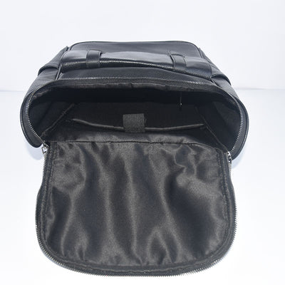 Mochila de Viaje de Cuero Genuino Gran Capacidad Versátil y Duradera - Image 10