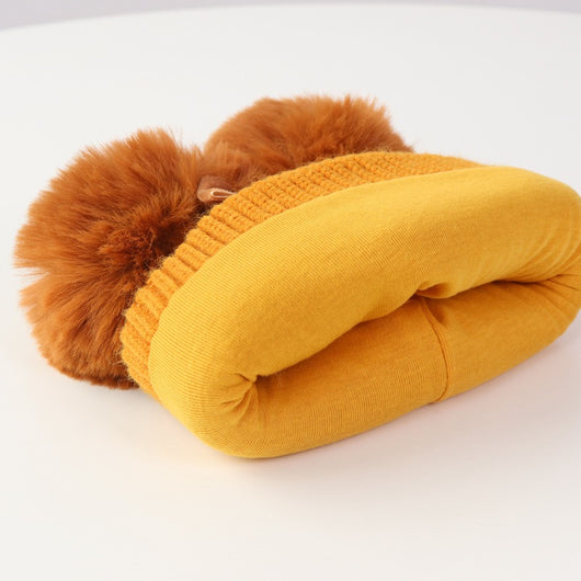 Gorro Tejido con Doble Pompón - Calidez y Estilo para el Invierno - Image 14