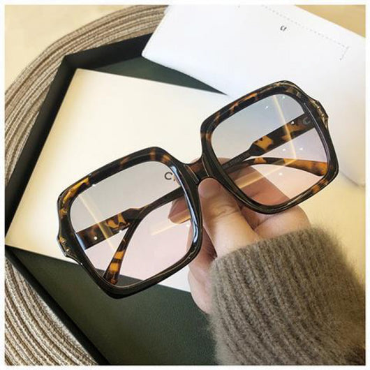 Gafas de Sol Grandes para Mujer - Diseño Redondo Elegante - Image 8