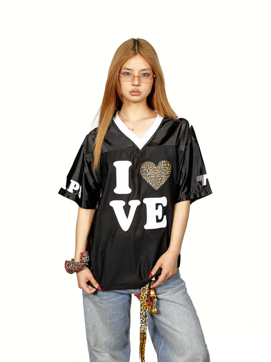 Playera Mujer Cuello V Leopardo con Splicing - Manga Corta - Image 4