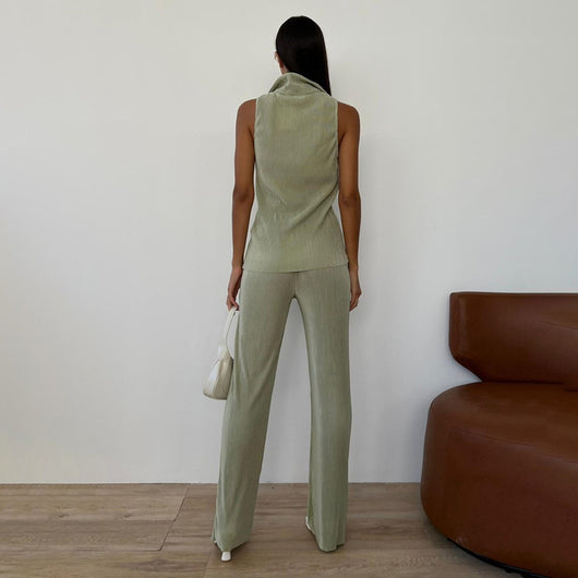 Conjunto Elegante: Blusa sin Mangas y Pantalón Plisado de Cintura Alta - Image 11