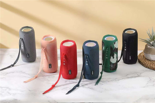 Parlante Bluetooth Portátil Resistente al Agua con Ranura para Tarjeta - Image 15