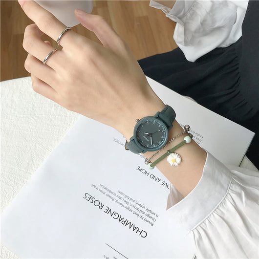 Reloj Verde Minimalista para Niña - Diseño Elegante y Funcional - Image 5