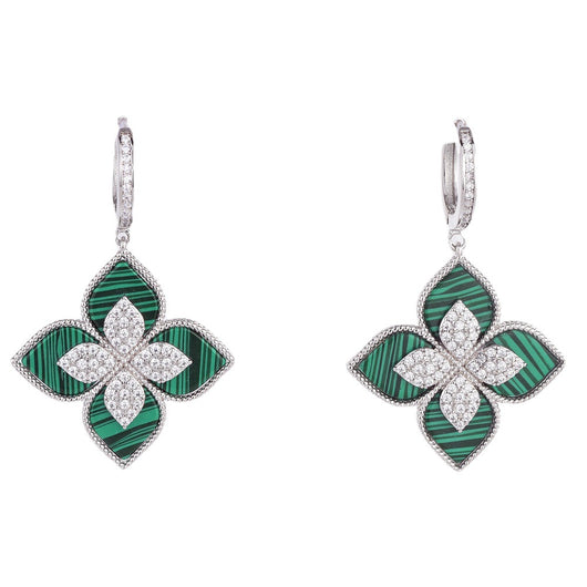 Aretes Trébol con Diamantes Completos y Efecto Hueco 3D - Image 10