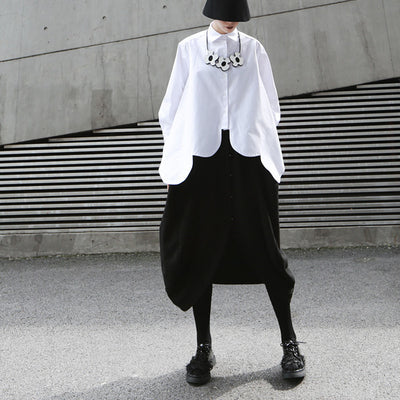 Blusa Blanca Oversize con Bajo Irregular para Mujer
