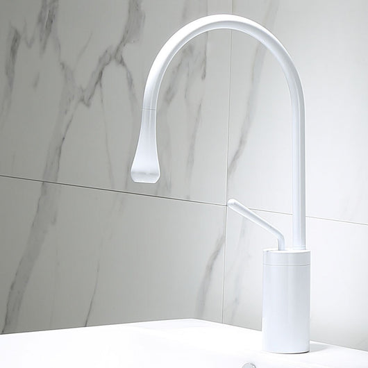 Grifo de Lavabo Giratorio en Cobre Dorado con Diseño Gota de Agua - Image 9