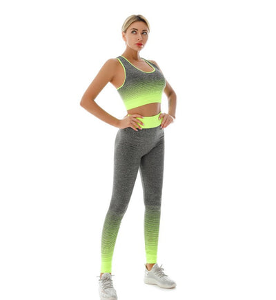Conjunto Deportivo Yoga Mujer con Diseño Degradado - Top y Pantalones - Image 2