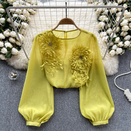 Blusa Slim Fit con Flores 3D y Mangas Abullonadas para Mujer