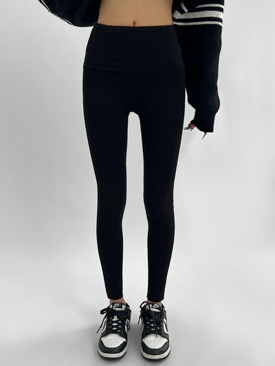 Leggings Negros Ajustados Versátiles para Mujer - Image 8