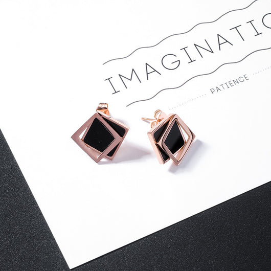 Aretes de Acero Titanio Geométricos con Borlas - Diseño Moderno y Versátil