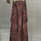 Pantalón Denim Rojo Óxido Ancho con Bolsillos Grandes y Efecto Desgastado
