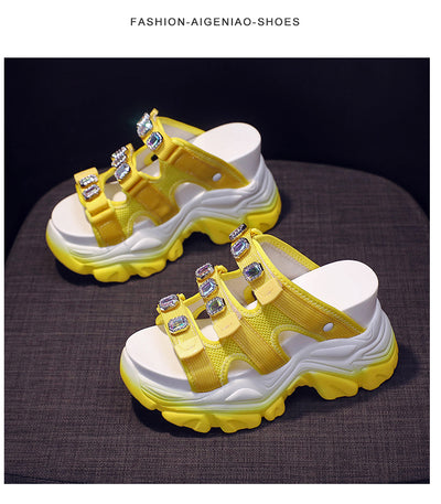 Pantuflas Tipo Sandalia con Cuña Gruesa para Uso Exterior - Image 16