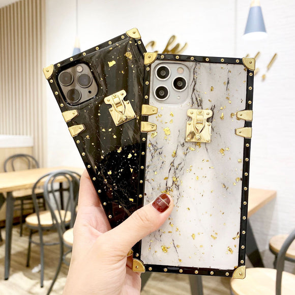 Funda para iPhone con Diseño Mármol Dorado y Acabado Epóxico