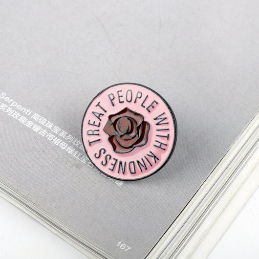 Suéter con Cuello Broche de Rosa - Image 5