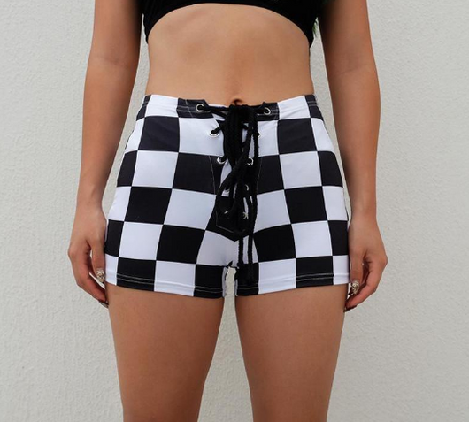 Shorts a Cuadros Verano para Niñas con Tirantes - Image 4