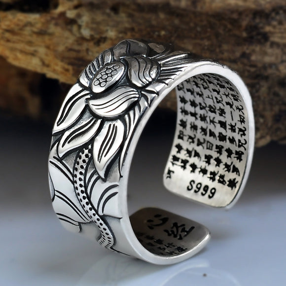 Anillo Sutra del Corazón en Plata Tailandesa con Loto
