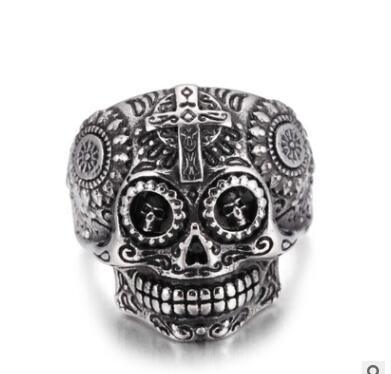 Anillo de Calavera - Joyería de Moda con Carácter - Image 11