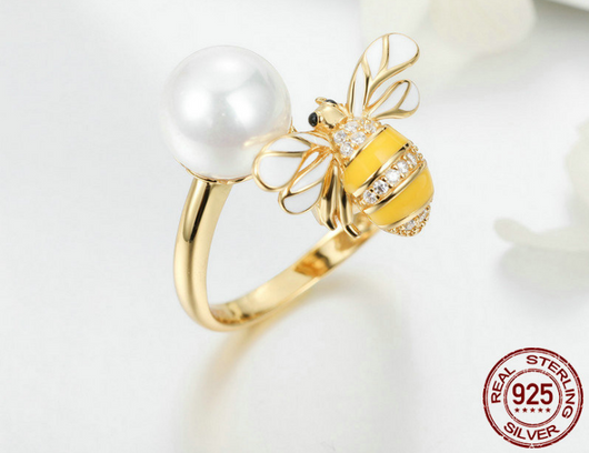 Anillo Dorado con Abeja Engarzada - Image 5